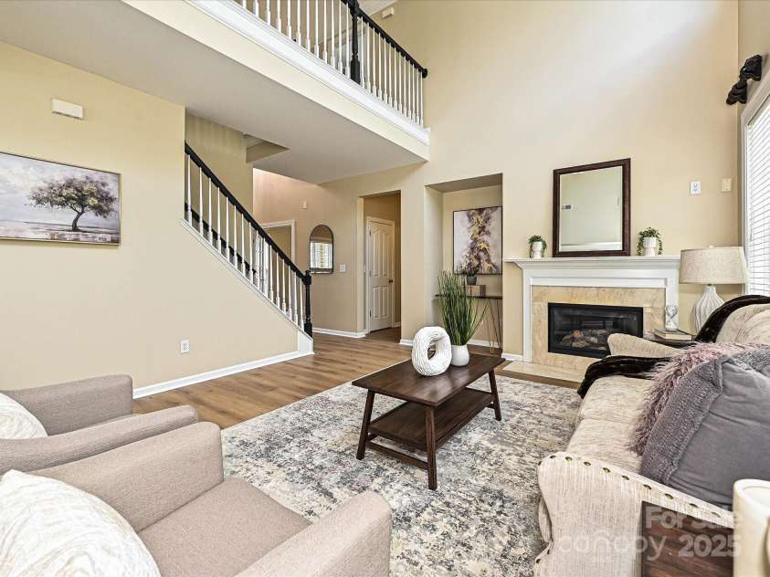 9700 Ravenscroft Lane, Concord, NC 28027.  MLS# CAR4256328, YatesRealty ID 13353. Great Room