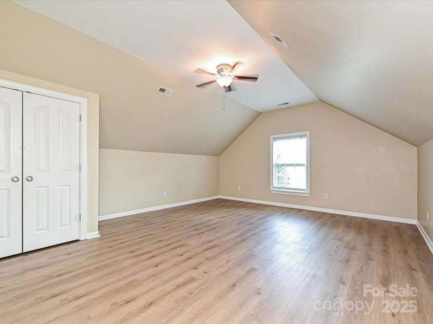 9700 Ravenscroft Lane, Concord, NC 28027.  MLS# CAR4256328, YatesRealty ID 13353. Guest Bedroom/Bonus Room