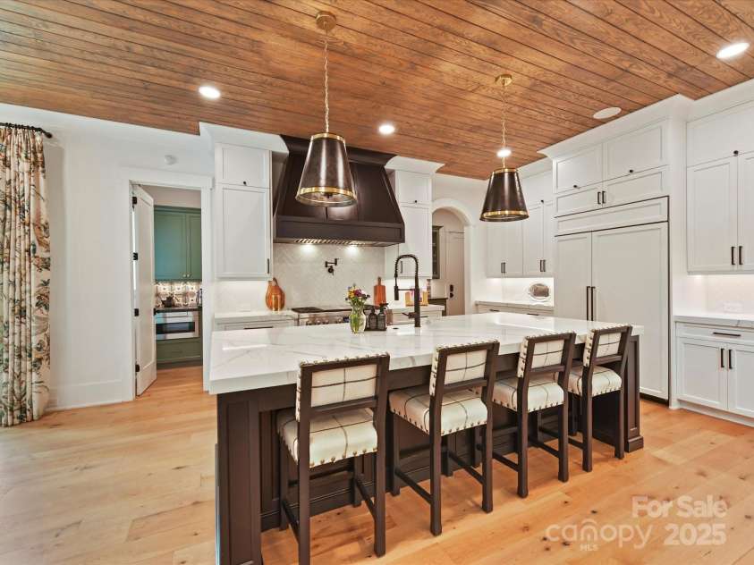 2954 Holbrook Road, Fort Mill, SC 29715.  MLS# CAR4254159, YatesRealty ID 13354. Kitchen