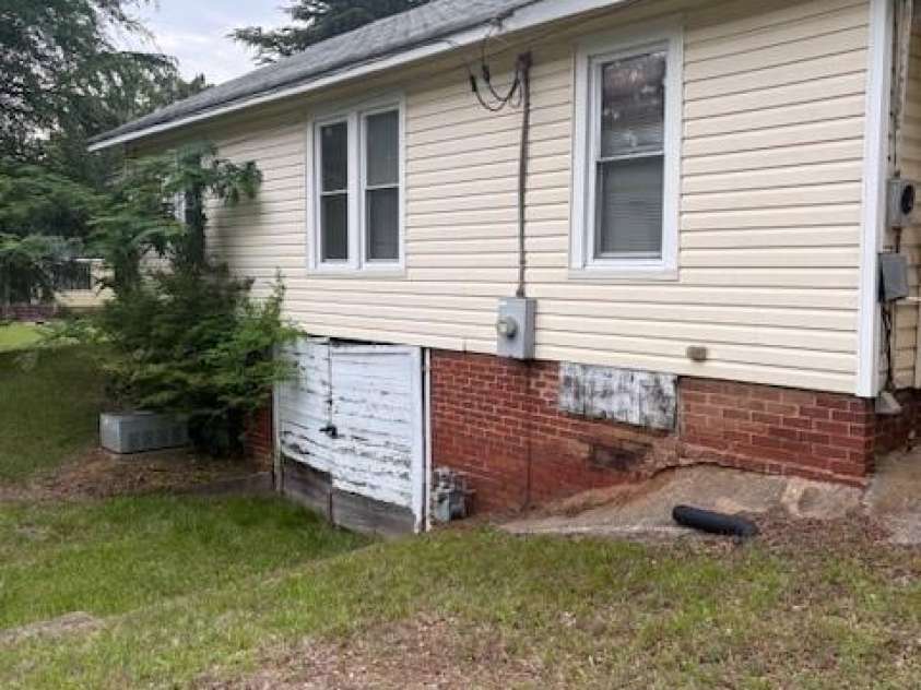 343 Dayvault Street, Concord, NC 28025.  MLS# CAR4259692, YatesRealty ID 13356. 