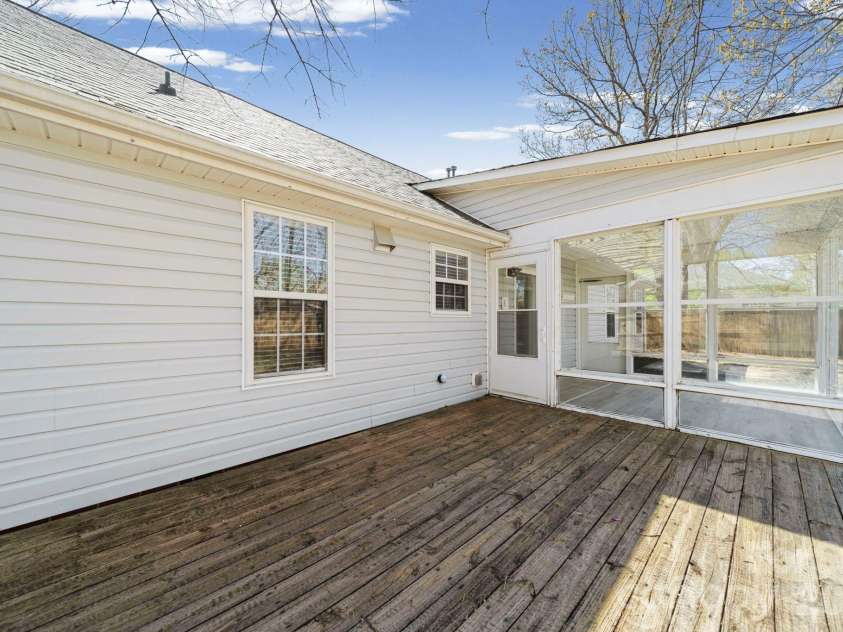 1613 Winthrop Lane, Monroe, NC 28110.  MLS# CAR4358139, YatesRealty ID 13357. 