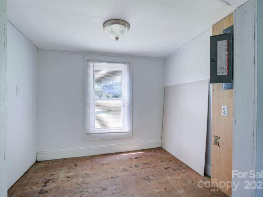 5604 NC 152 Highway, Rockwell, NC 28138.  MLS# CAR4259815, YatesRealty ID 13357. 