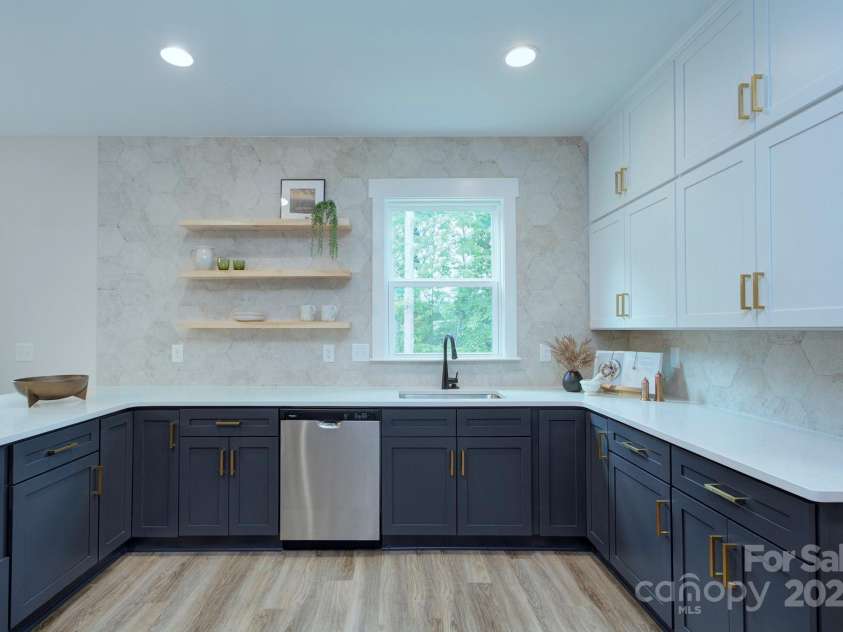 1025 Harrogate Drive, Bessemer City, NC 28016.  MLS# CAR4259820, YatesRealty ID 13358. 