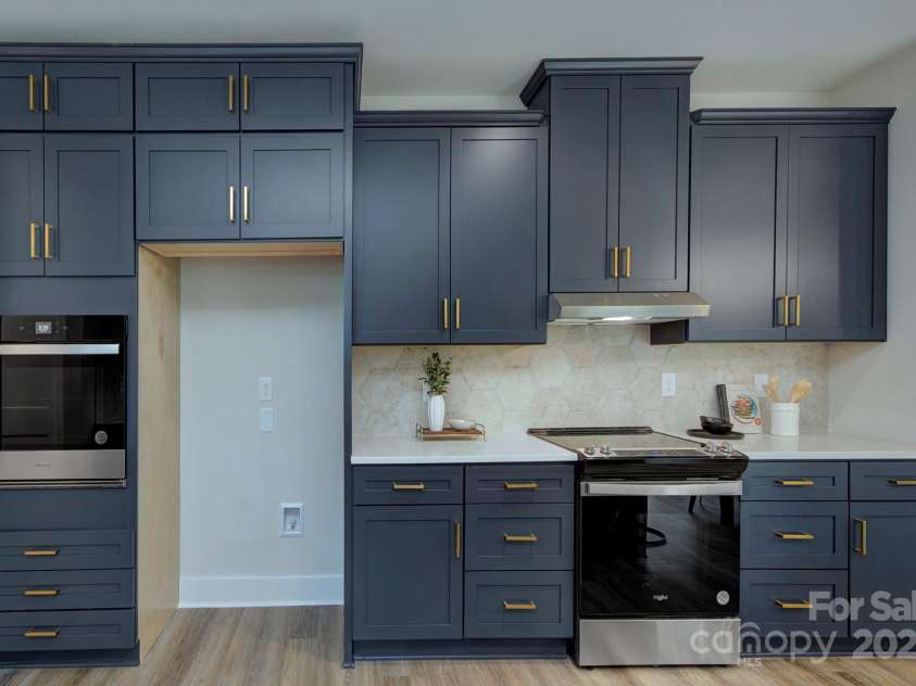 1025 Harrogate Drive, Bessemer City, NC 28016.  MLS# CAR4259820, YatesRealty ID 13358. 