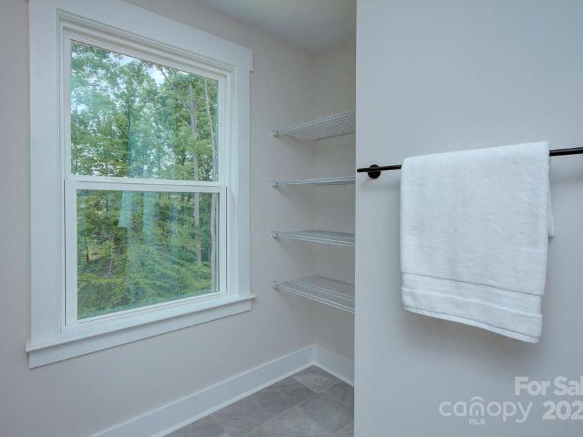 1025 Harrogate Drive, Bessemer City, NC 28016.  MLS# CAR4259820, YatesRealty ID 13358. 