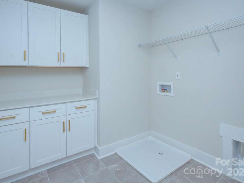 1025 Harrogate Drive, Bessemer City, NC 28016.  MLS# CAR4259820, YatesRealty ID 13358. 