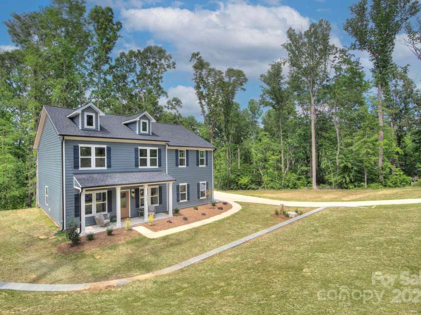 1025 Harrogate Drive, Bessemer City, NC 28016.  MLS# CAR4259820, YatesRealty ID 13358. 