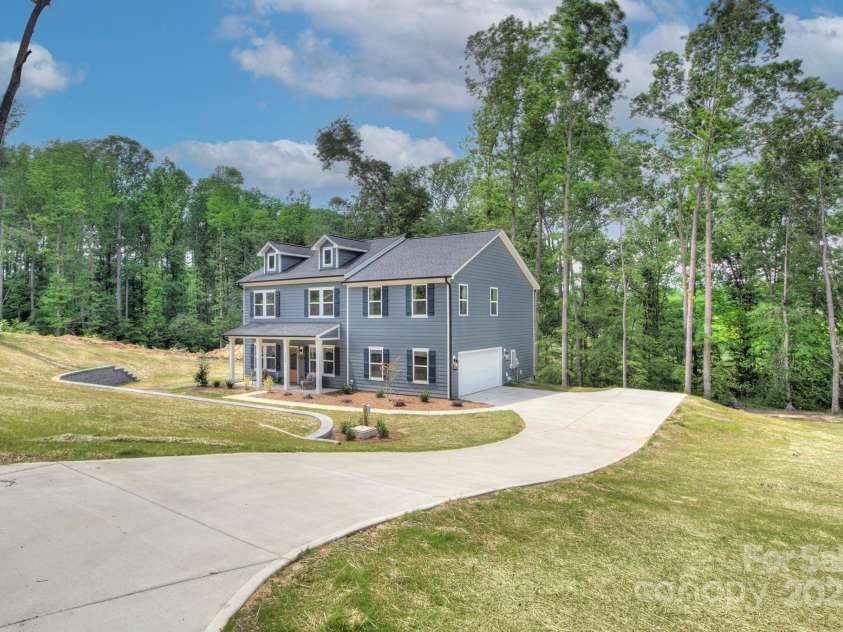 1025 Harrogate Drive, Bessemer City, NC 28016.  MLS# CAR4259820, YatesRealty ID 13358. 