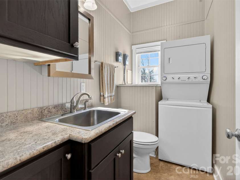 25 Preservation Trail, Columbus, NC 28722.  MLS# CAR4356020, YatesRealty ID 13358. 