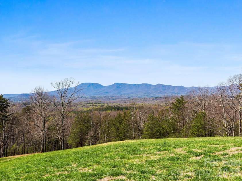 25 Preservation Trail, Columbus, NC 28722.  MLS# CAR4356020, YatesRealty ID 13358. 