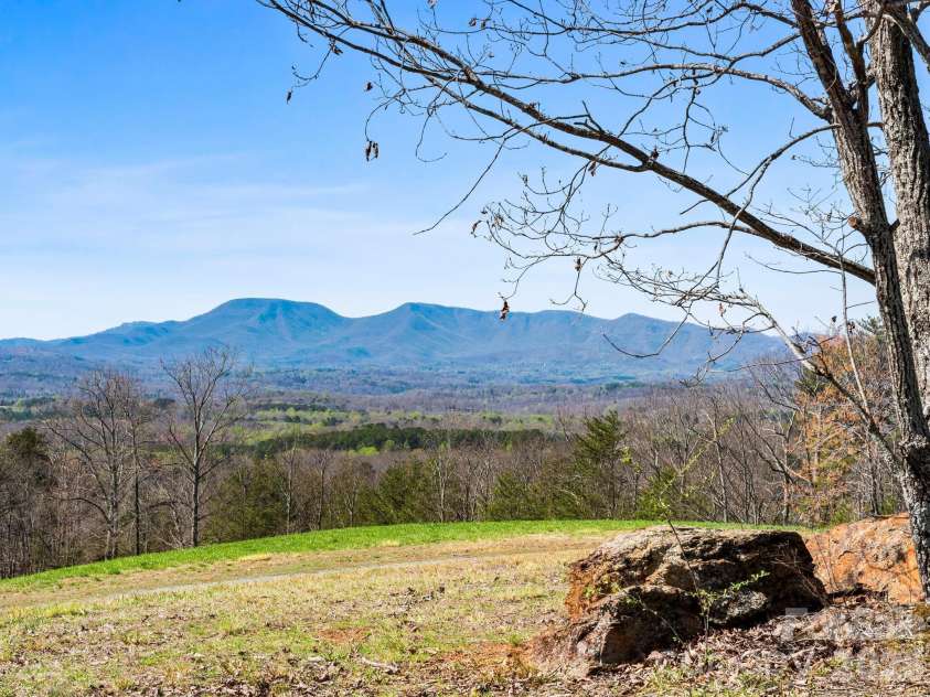 25 Preservation Trail, Columbus, NC 28722.  MLS# CAR4356020, YatesRealty ID 13358. 