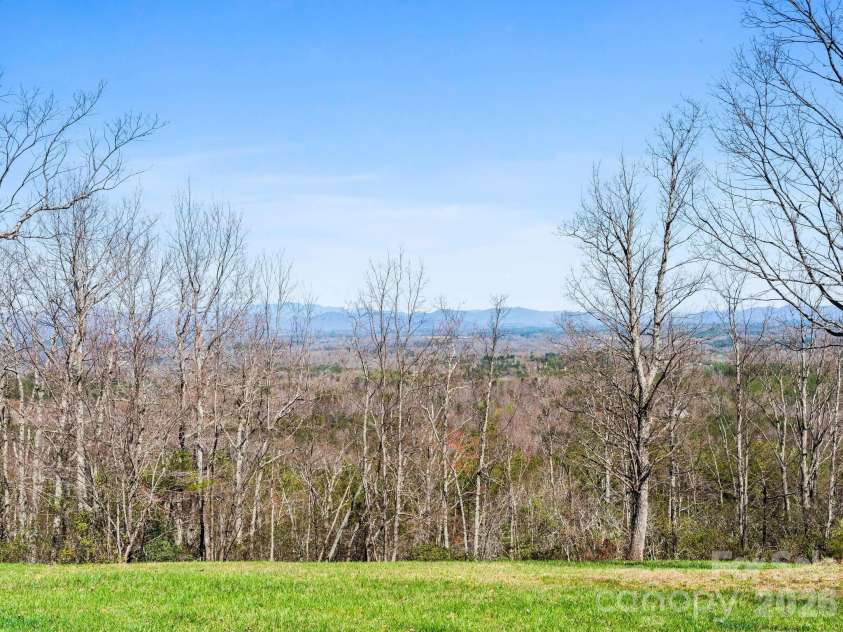 25 Preservation Trail, Columbus, NC 28722.  MLS# CAR4356020, YatesRealty ID 13358. 