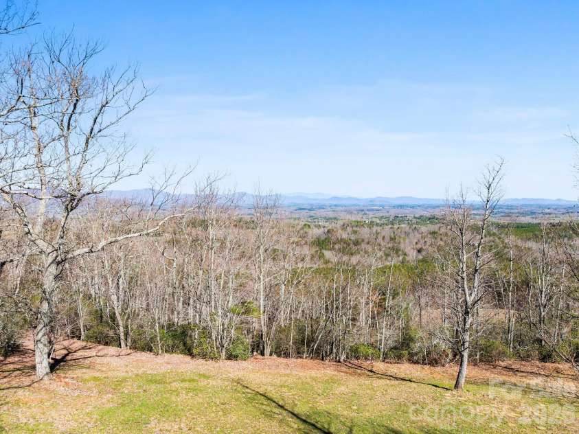 25 Preservation Trail, Columbus, NC 28722.  MLS# CAR4356020, YatesRealty ID 13358. 