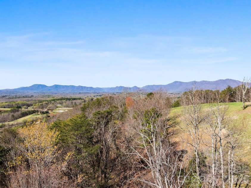 25 Preservation Trail, Columbus, NC 28722.  MLS# CAR4356020, YatesRealty ID 13358. 