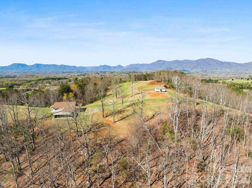 25 Preservation Trail, Columbus, NC 28722.  MLS# CAR4356020, YatesRealty ID 13358. 