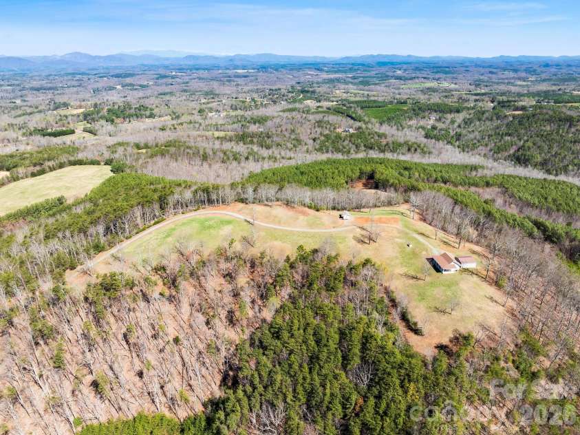 25 Preservation Trail, Columbus, NC 28722.  MLS# CAR4356020, YatesRealty ID 13358. 
