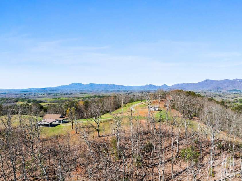 25 Preservation Trail, Columbus, NC 28722.  MLS# CAR4356020, YatesRealty ID 13358. 