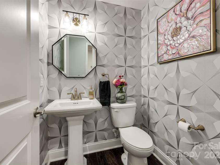 15416 Cimarron Hills Lane, Charlotte, NC 28278.  MLS# CAR4220187, YatesRealty ID 1336. 