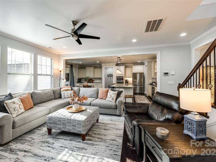 15416 Cimarron Hills Lane, Charlotte, NC 28278.  MLS# CAR4220187, YatesRealty ID 1336. 