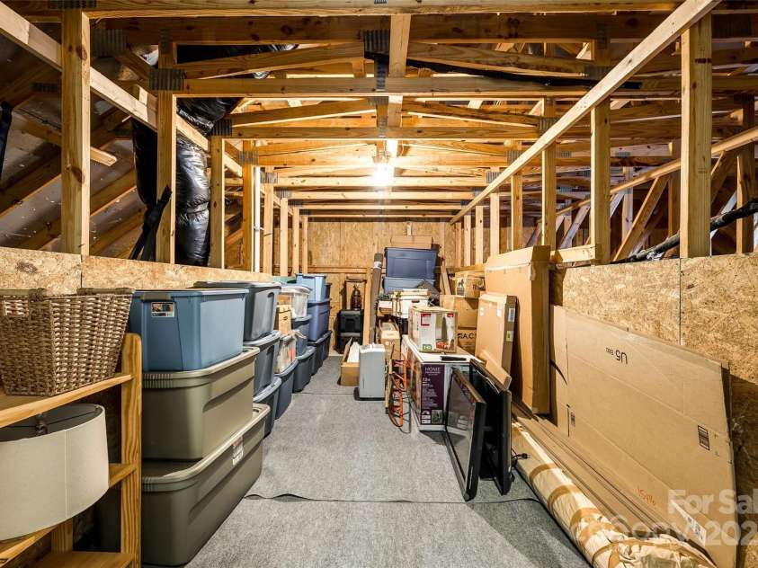 15416 Cimarron Hills Lane, Charlotte, NC 28278.  MLS# CAR4220187, YatesRealty ID 1336. 