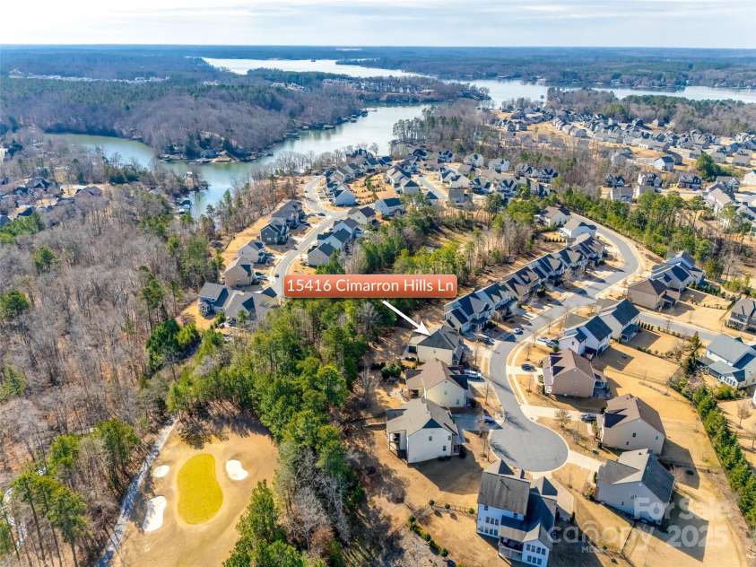 15416 Cimarron Hills Lane, Charlotte, NC 28278.  MLS# CAR4220187, YatesRealty ID 1336. 