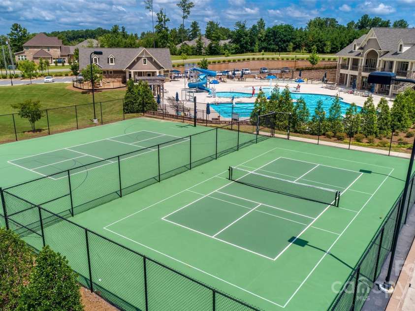 15416 Cimarron Hills Lane, Charlotte, NC 28278.  MLS# CAR4220187, YatesRealty ID 1336. 