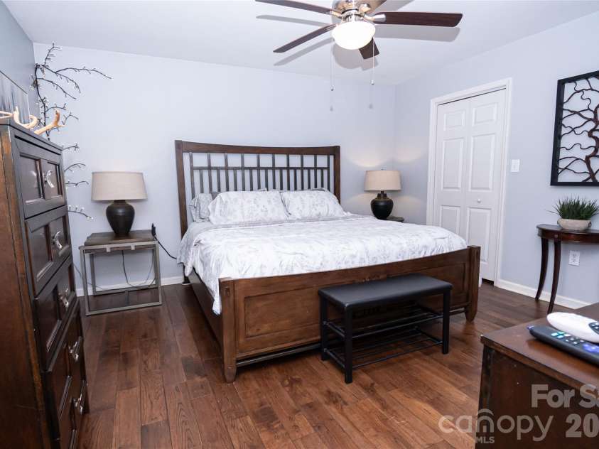 100 Horse Shoe Lane, Morganton, NC 28655.  MLS# CAR4365783, YatesRealty ID 13361. 