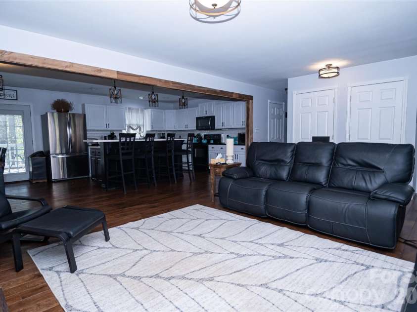 100 Horse Shoe Lane, Morganton, NC 28655.  MLS# CAR4365783, YatesRealty ID 13361. 
