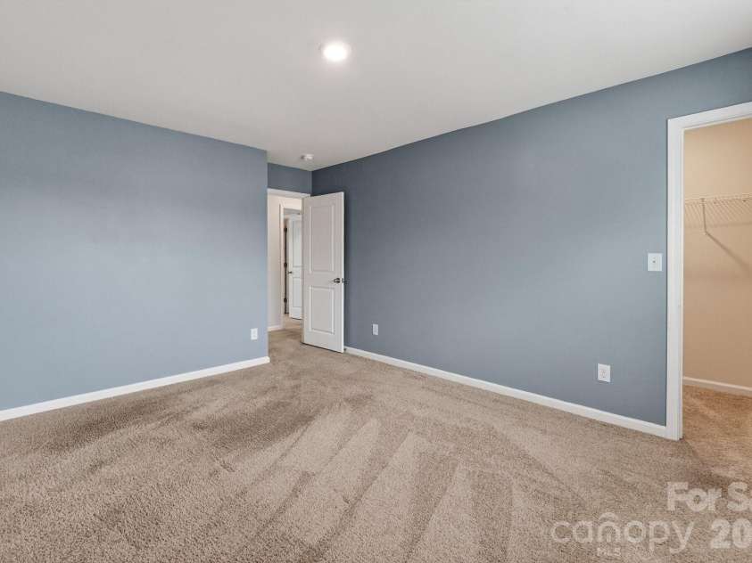 405 Bennington Drive, Stanley, NC 28164.  MLS# CAR4354459, YatesRealty ID 13362. 