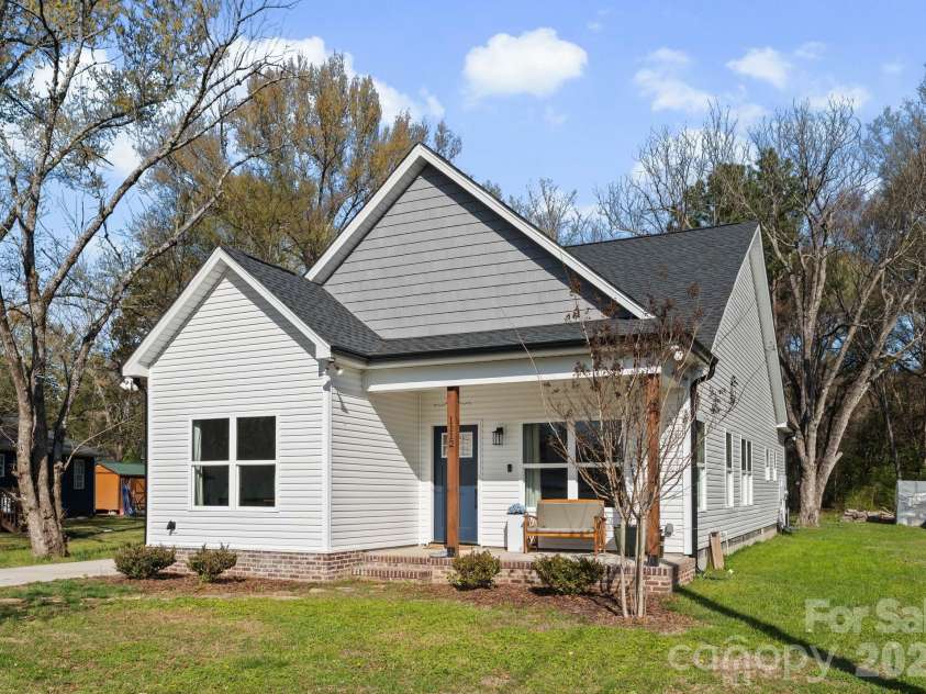 1112 Crawford Road, Rock Hill, SC 29730.  MLS# CAR4415296, YatesRealty ID 13364. 