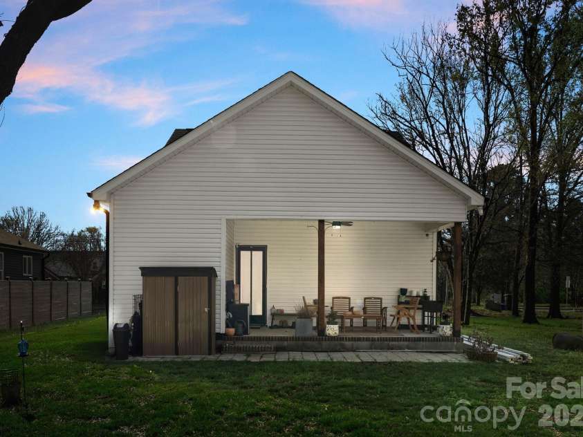 1112 Crawford Road, Rock Hill, SC 29730.  MLS# CAR4415296, YatesRealty ID 13364. 