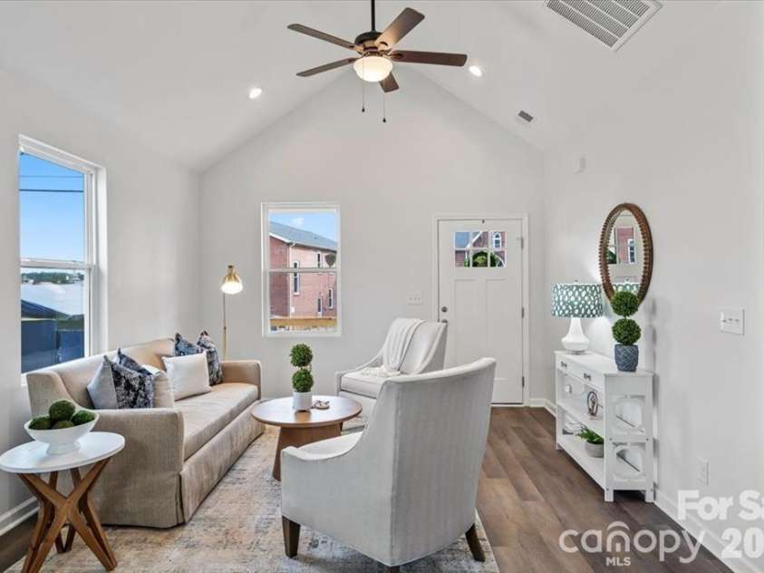 509 Carolina Avenue, Shelby, NC 28150.  MLS# CAR4417929, YatesRealty ID 13365. Floorplan stages in another location
