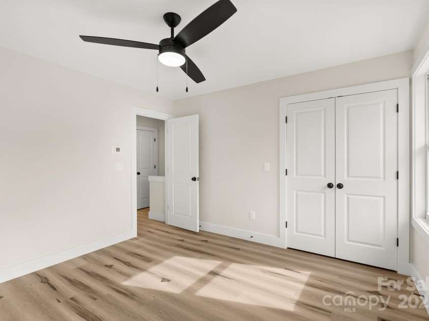 6 Selwyn Place, Asheville, NC 28806.  MLS# CAR4185915, YatesRealty ID 13366. Bedroom 2