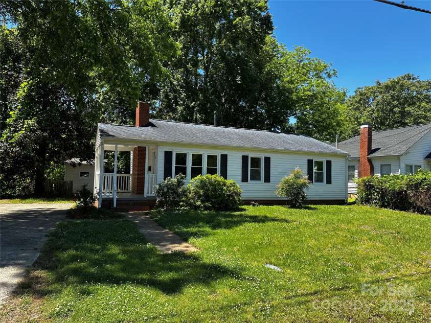 1119 Sanders Street, Rock Hill, SC 29732.  MLS# CAR4255242, YatesRealty ID 13368. FRONT