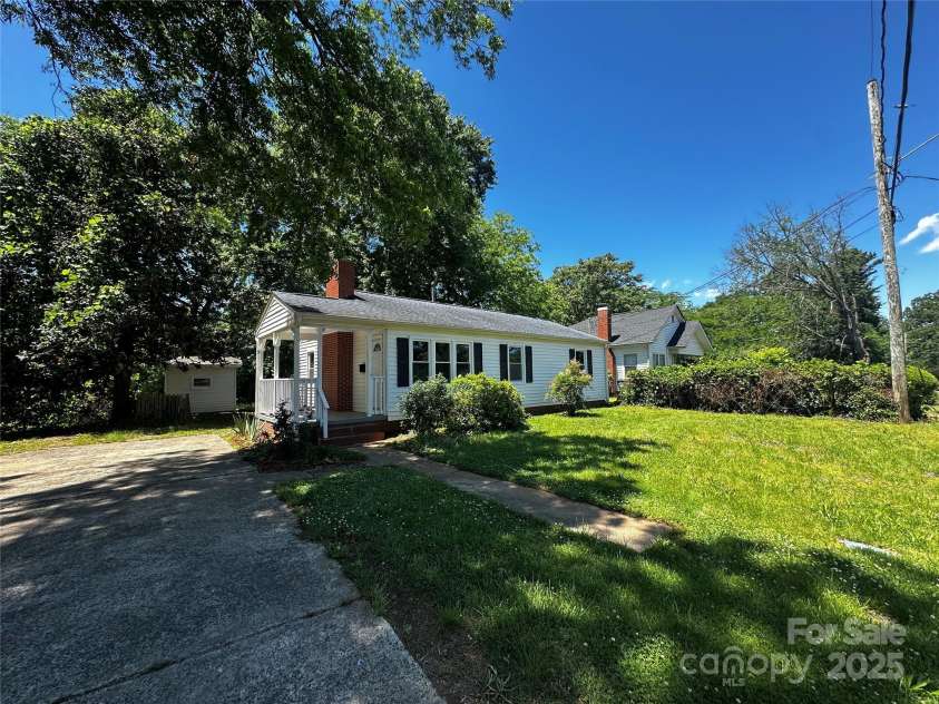 1119 Sanders Street, Rock Hill, SC 29732.  MLS# CAR4255242, YatesRealty ID 13368. FRONT