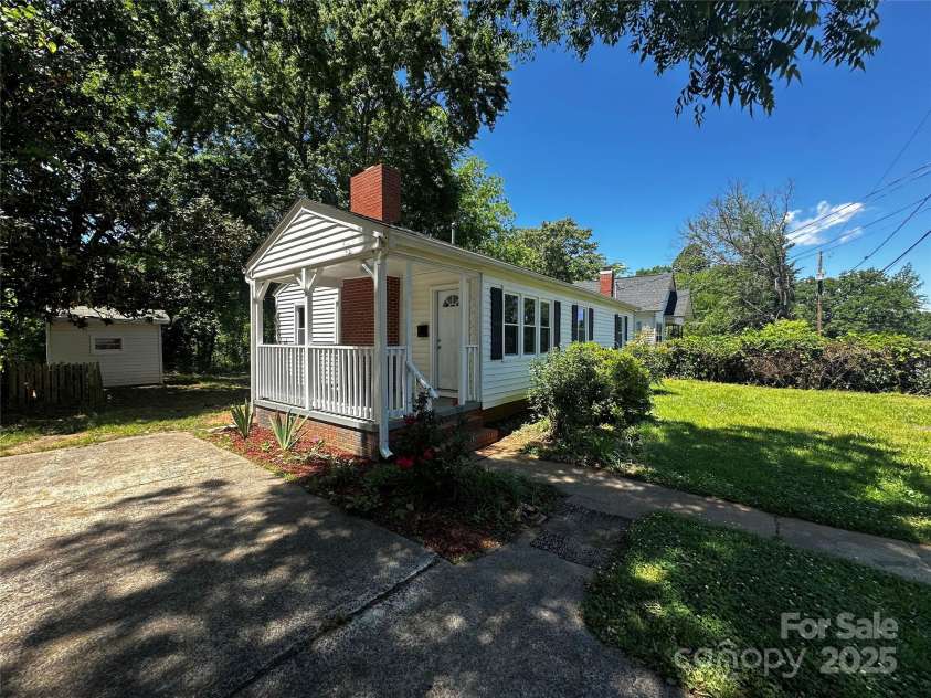 1119 Sanders Street, Rock Hill, SC 29732.  MLS# CAR4255242, YatesRealty ID 13368. FRONT