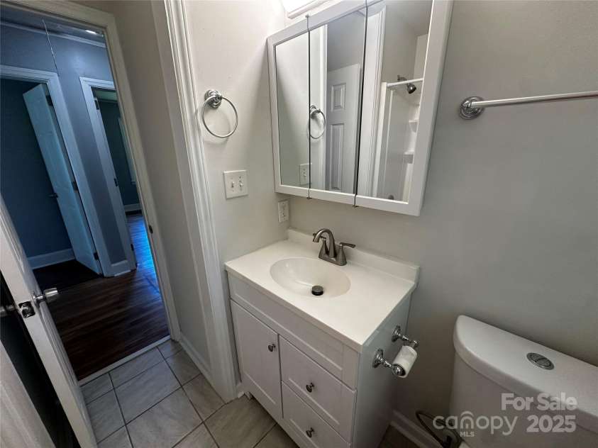 1119 Sanders Street, Rock Hill, SC 29732.  MLS# CAR4255242, YatesRealty ID 13368. FULL BATHROOM