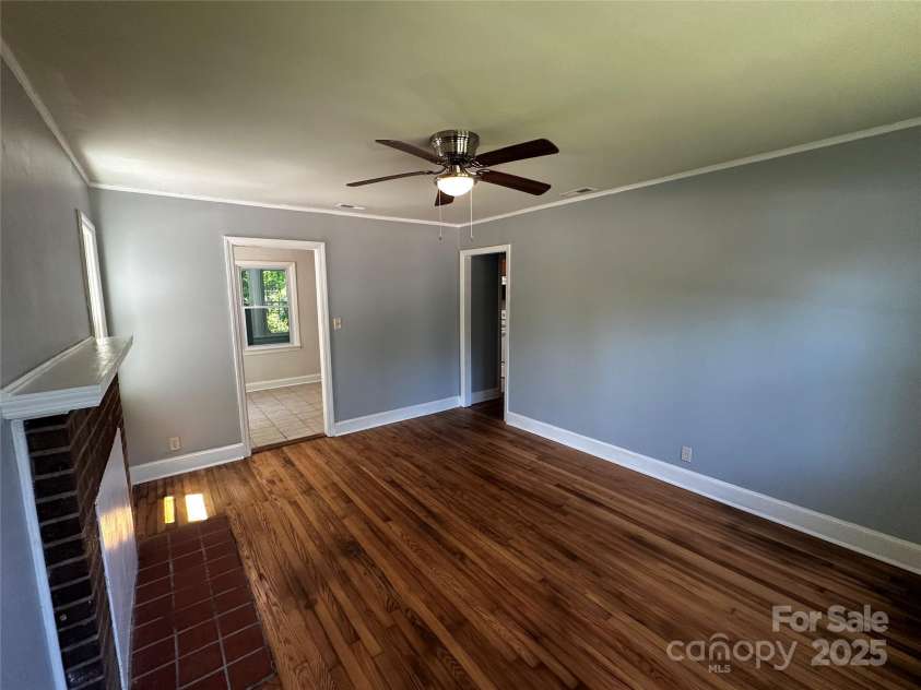 1119 Sanders Street, Rock Hill, SC 29732.  MLS# CAR4255242, YatesRealty ID 13368. LIVING ROOM