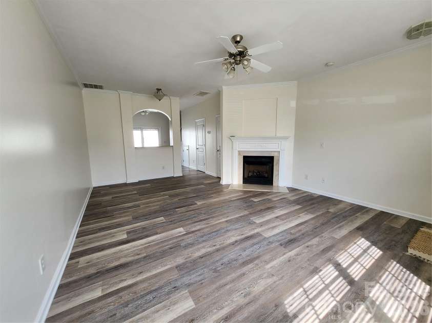824 Gentlewinds Court, Fort Mill, SC 29708.  MLS# CAR4355817, YatesRealty ID 13369. 