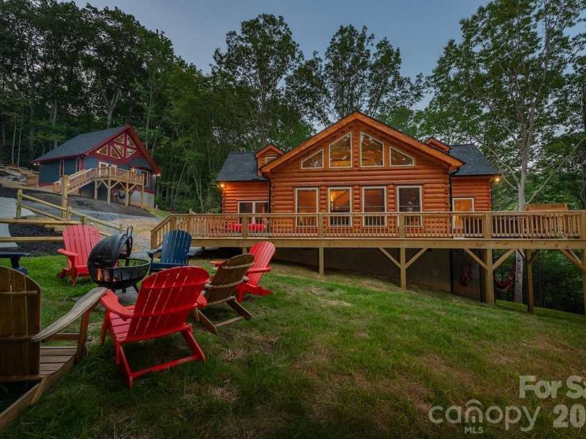 67/69 Flat Top Mountain Road, Fairview, NC 28730.  MLS# CAR4218897, YatesRealty ID 1337. 