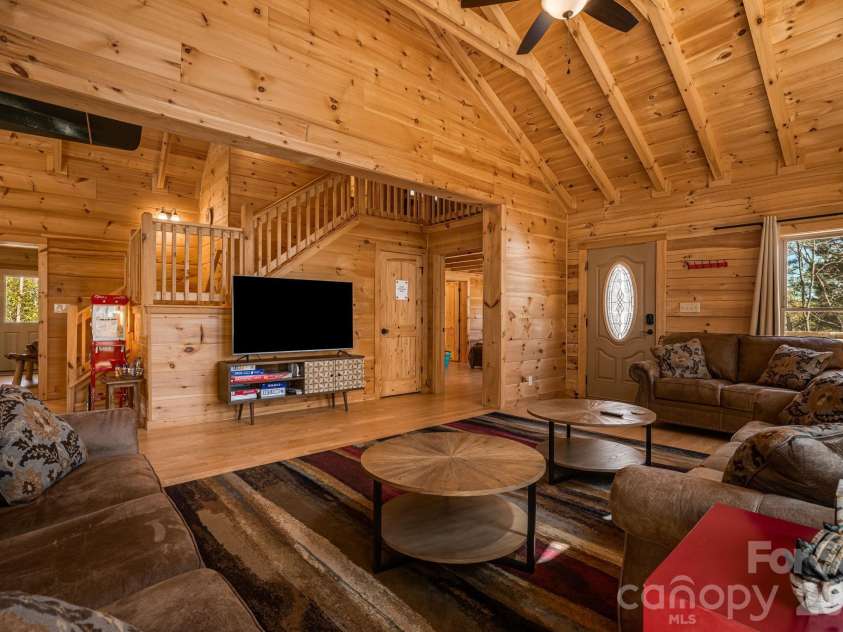 67/69 Flat Top Mountain Road, Fairview, NC 28730.  MLS# CAR4218897, YatesRealty ID 1337. 