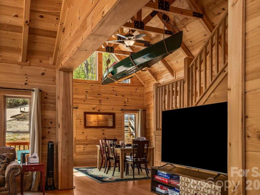 67/69 Flat Top Mountain Road, Fairview, NC 28730.  MLS# CAR4218897, YatesRealty ID 1337. 