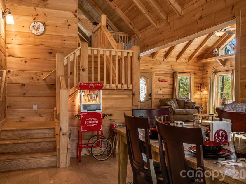 67/69 Flat Top Mountain Road, Fairview, NC 28730.  MLS# CAR4218897, YatesRealty ID 1337. 
