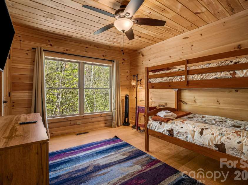 67/69 Flat Top Mountain Road, Fairview, NC 28730.  MLS# CAR4218897, YatesRealty ID 1337. 