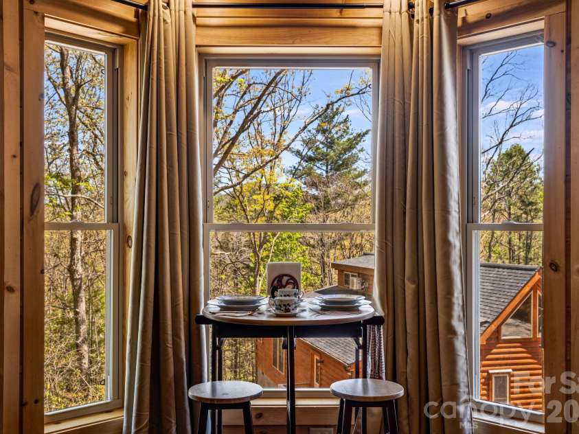 67/69 Flat Top Mountain Road, Fairview, NC 28730.  MLS# CAR4218897, YatesRealty ID 1337. 
