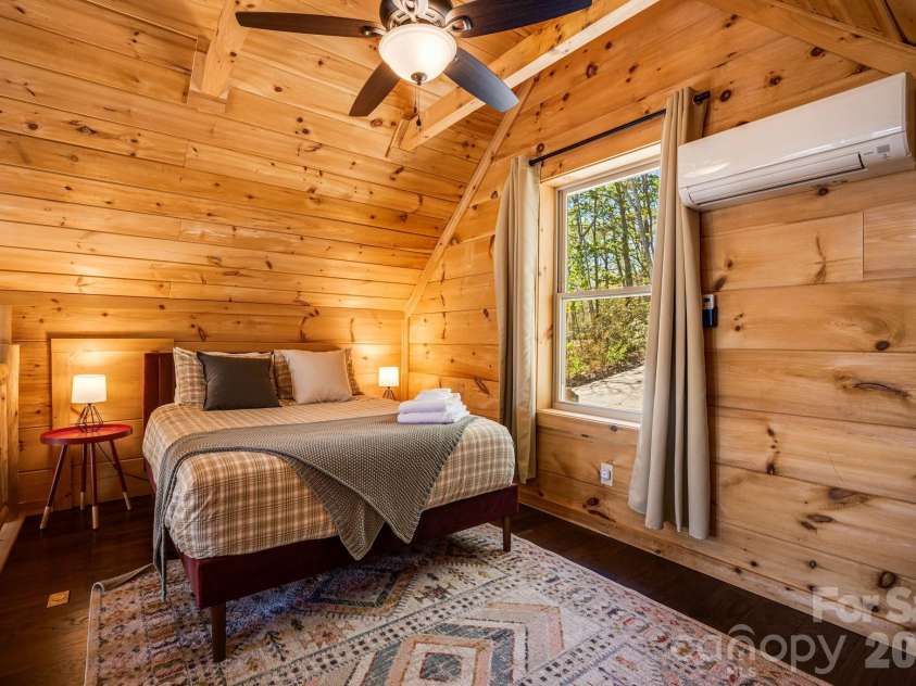 67/69 Flat Top Mountain Road, Fairview, NC 28730.  MLS# CAR4218897, YatesRealty ID 1337. 