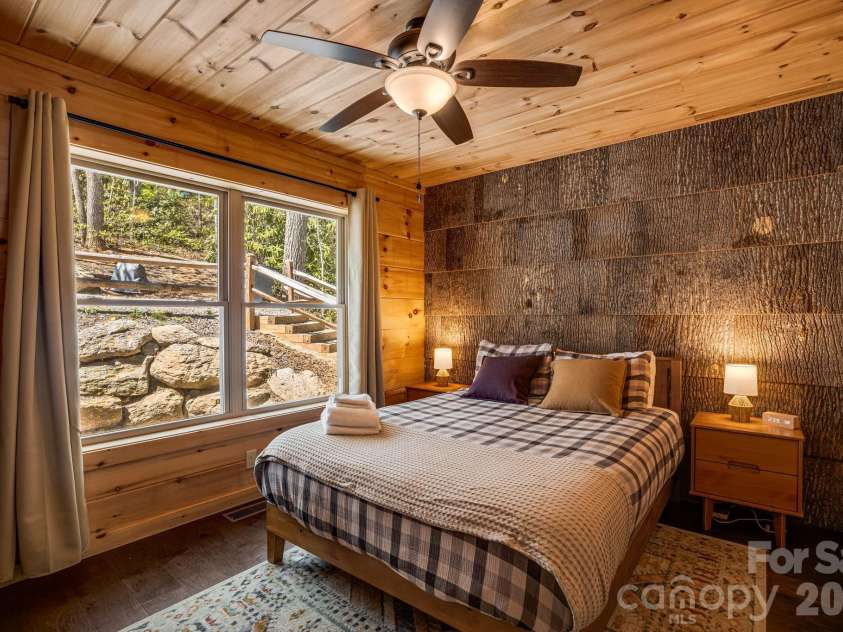 67/69 Flat Top Mountain Road, Fairview, NC 28730.  MLS# CAR4218897, YatesRealty ID 1337. 