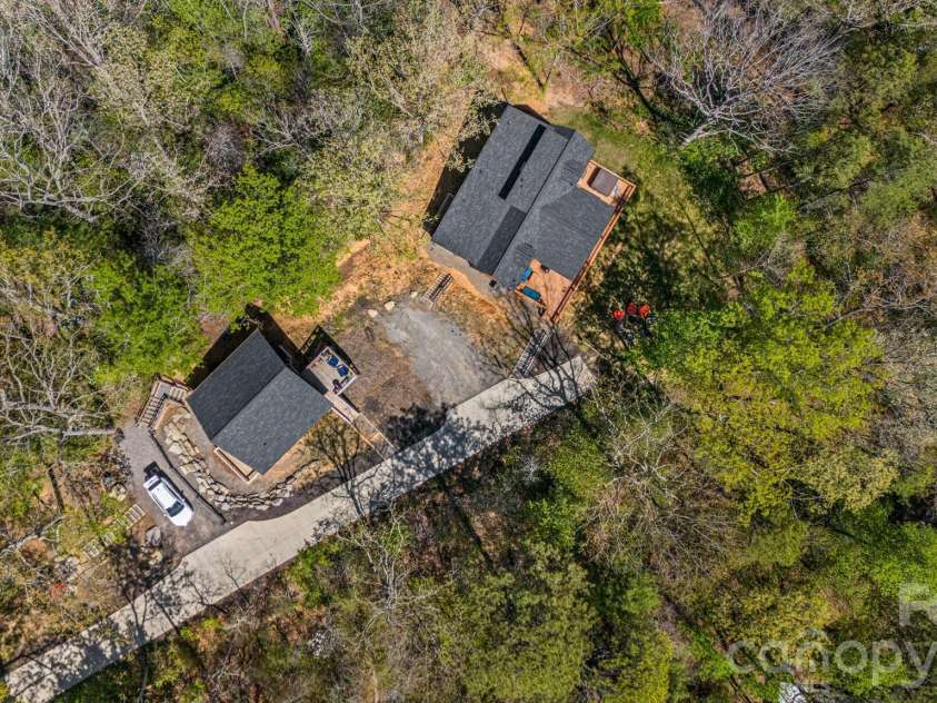 67/69 Flat Top Mountain Road, Fairview, NC 28730.  MLS# CAR4218998, YatesRealty ID 1337. 