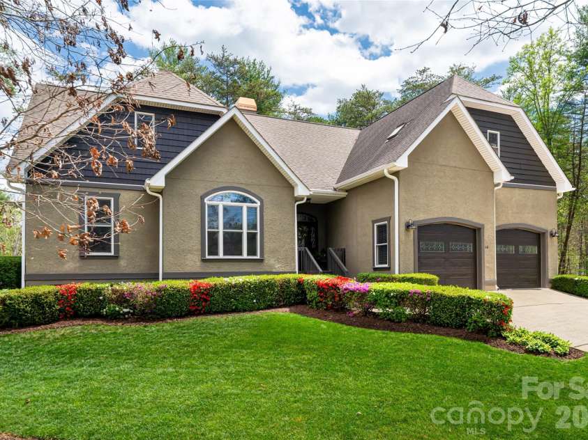 44 Cherry Ridge Lane, Weaverville, NC 28787.  MLS# CAR4369834, YatesRealty ID 13370. 