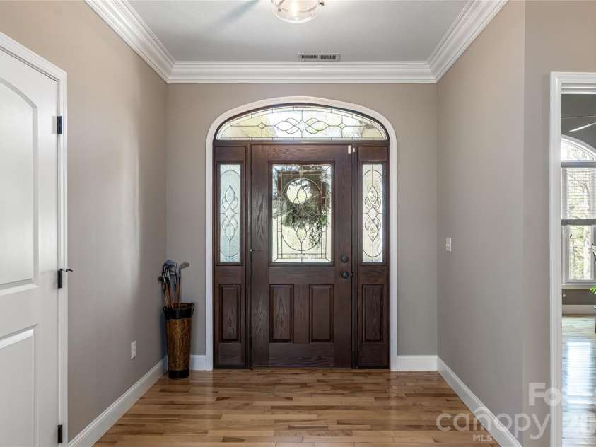 44 Cherry Ridge Lane, Weaverville, NC 28787.  MLS# CAR4369834, YatesRealty ID 13370. 